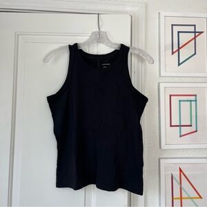 Bundle of Everlane The Organic Cotton Cutaway Tank - black & green balsam